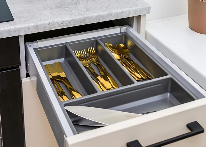 Newly Renovated 1-bedroom In The Heart Of アパート *