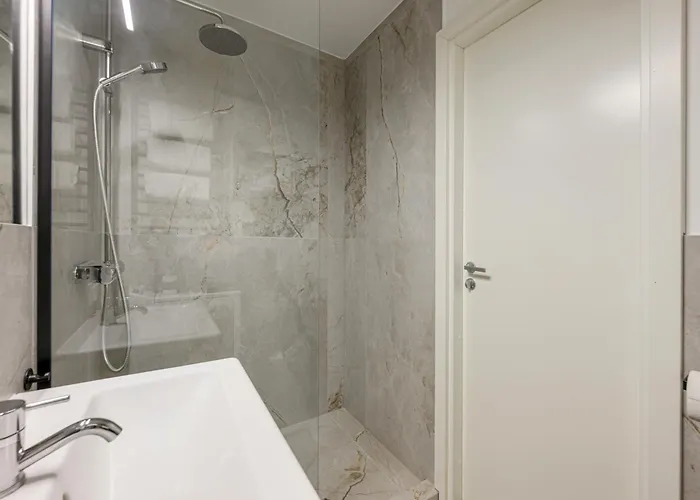 アパート Newly Renovated 1-bedroom In The Heart Of タリン